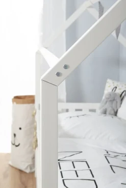 TiCAA Hausbett "Traumhaus" mit Funktionsschubkasten Kiefer Weiß